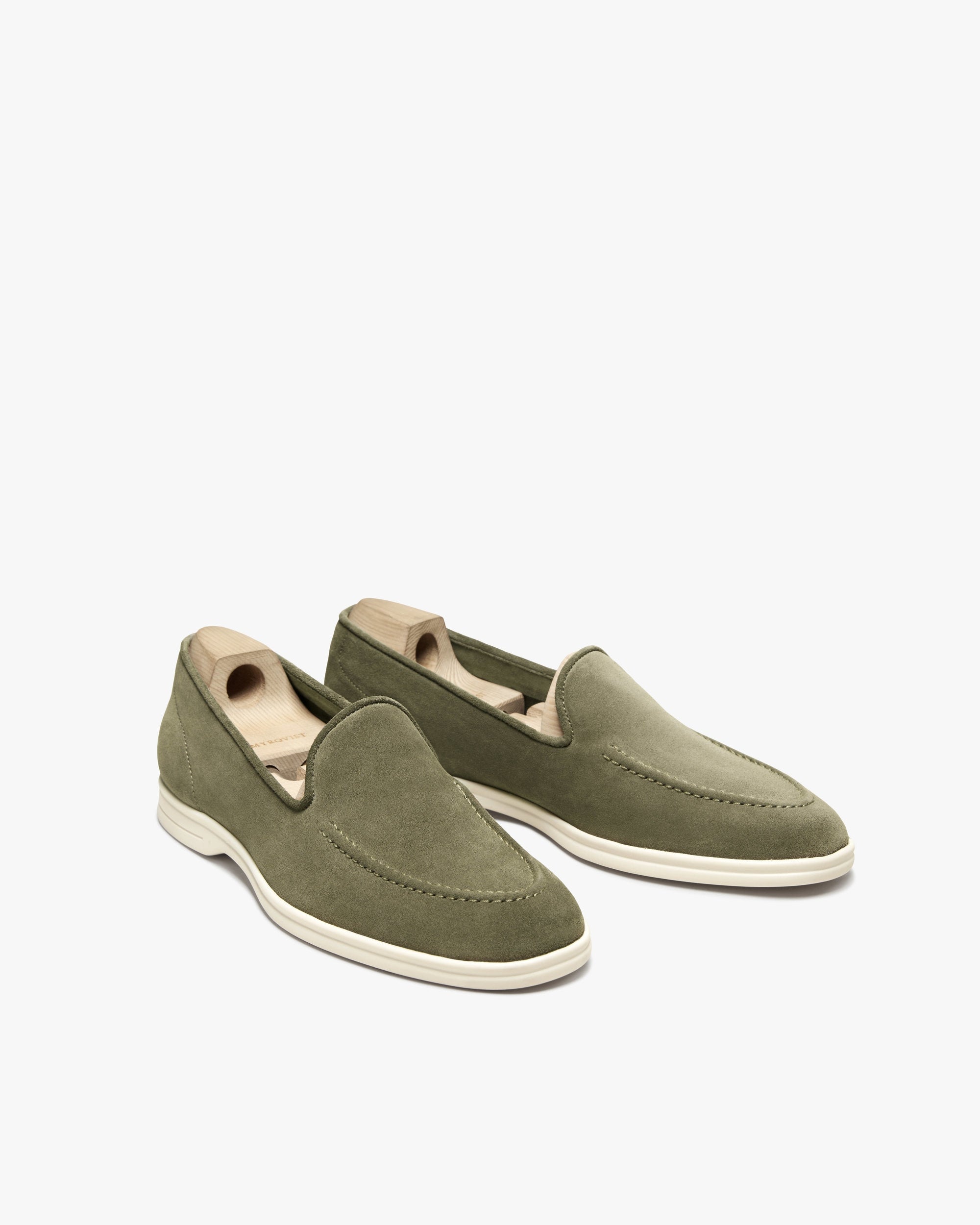 Brännö – Moss Green Suede