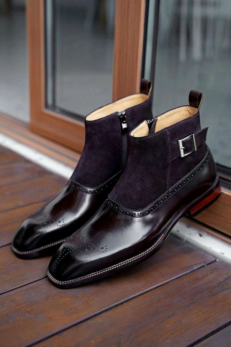 Classic Men's Chelsea Boots: Superior Quality & Versatility