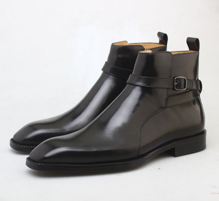 Experience Comfort: Leather Chelsea Boots for Men with Sturdy Sole Support