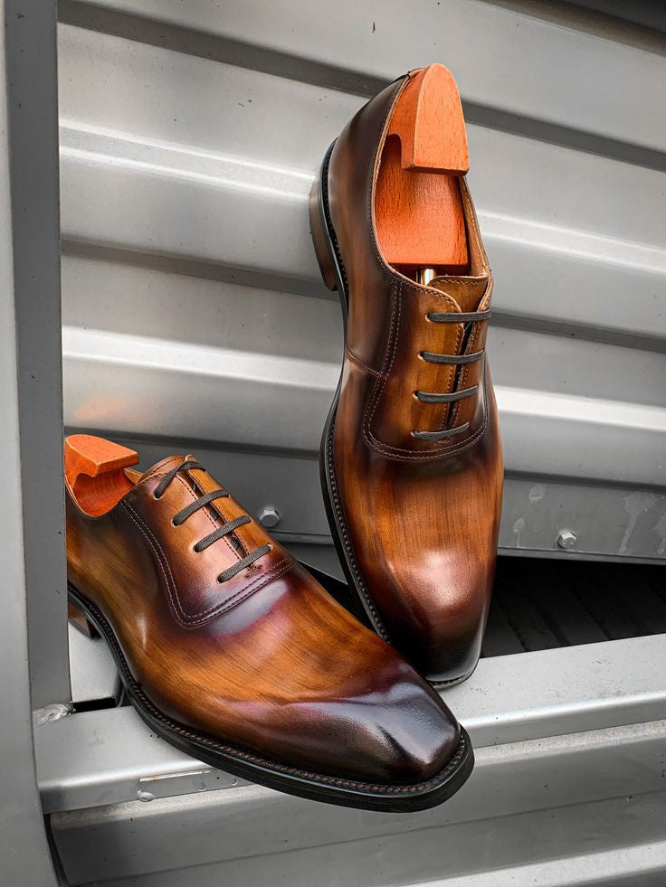Dapper Style: Premium Leather Plain Toe Oxford Lace Ups for Men